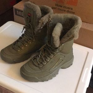 Olive green Fula Disruptor shearling boots 8